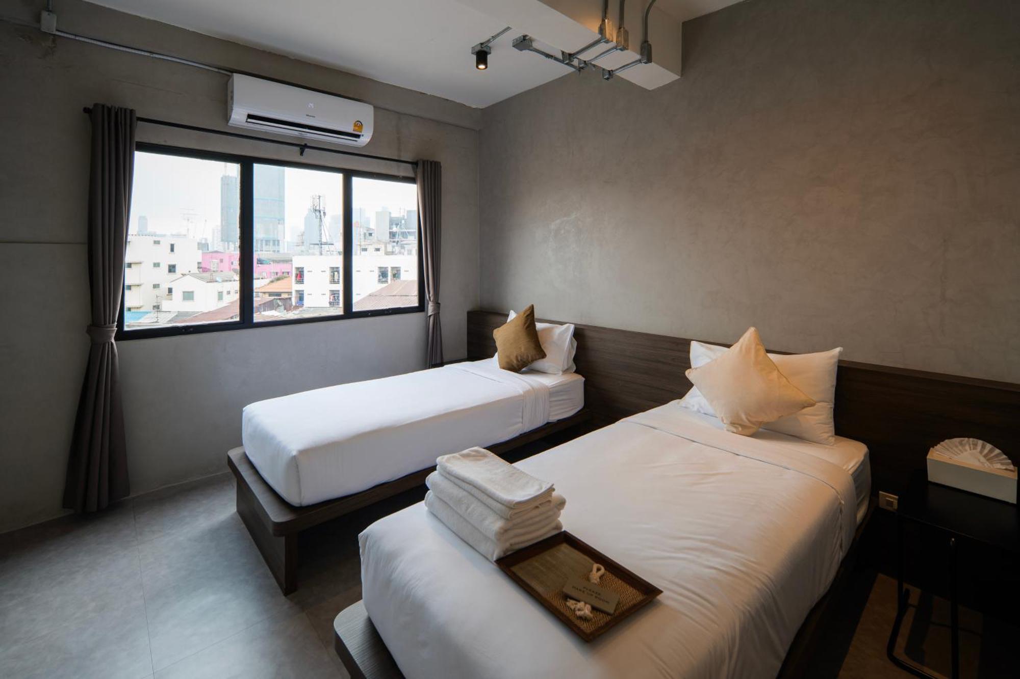 C'House Bangkok Hostel ภายนอก รูปภาพ