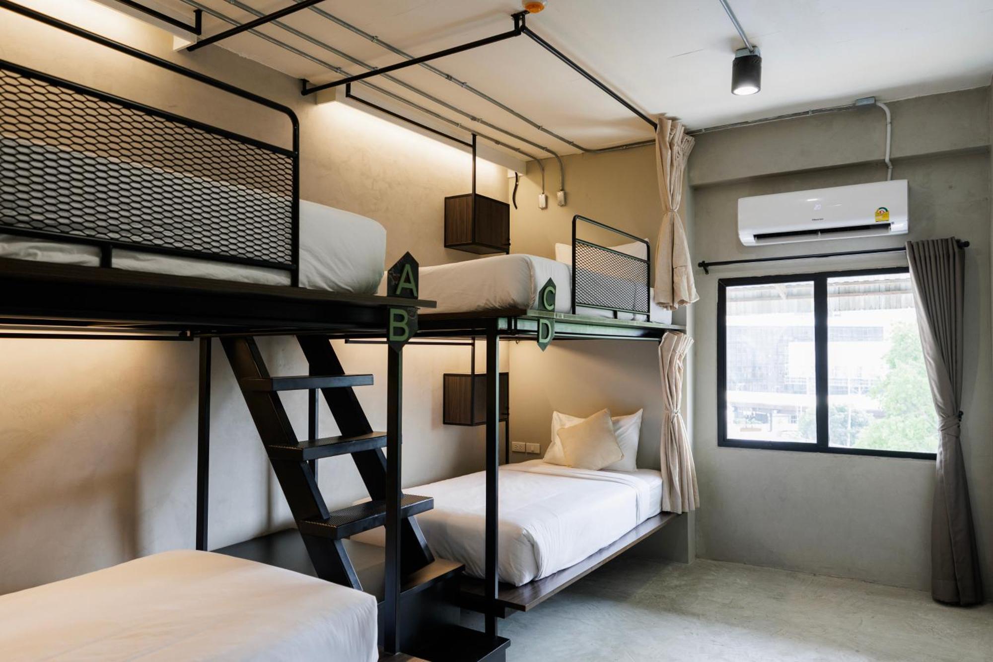 C'House Bangkok Hostel ภายนอก รูปภาพ