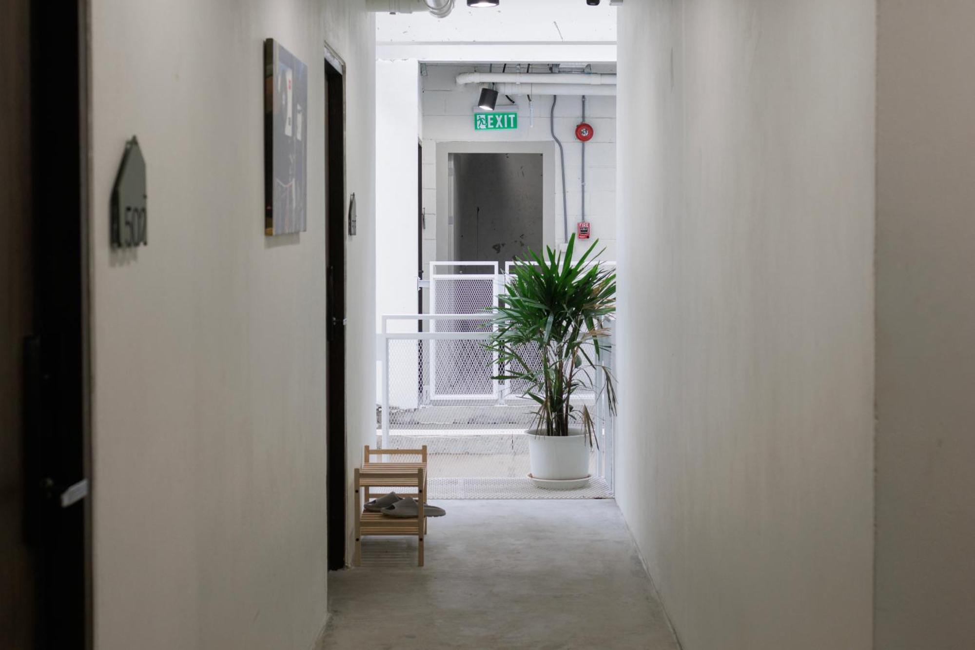 C'House Bangkok Hostel ภายนอก รูปภาพ