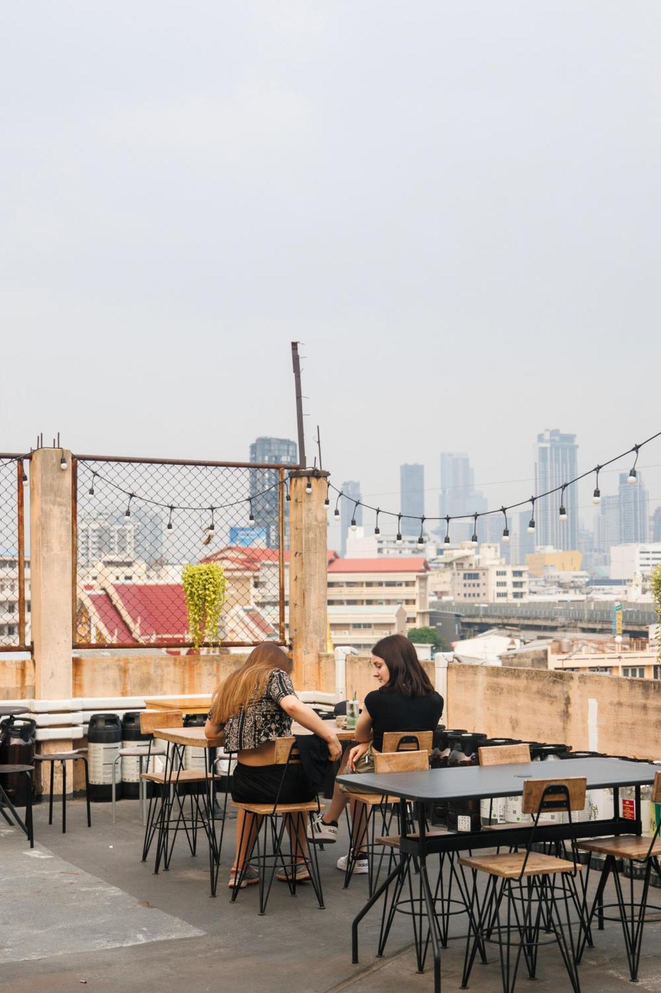 C'House Bangkok Hostel ภายนอก รูปภาพ